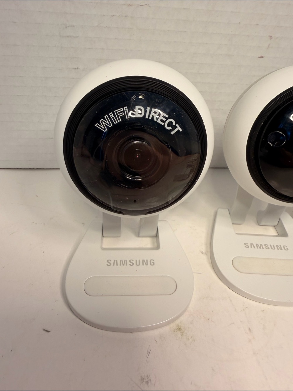 Samsung SmartCam HD
Plus 1080p Wi-Fi Camera
Pair with Power Adapter - Picture 2 of 5
